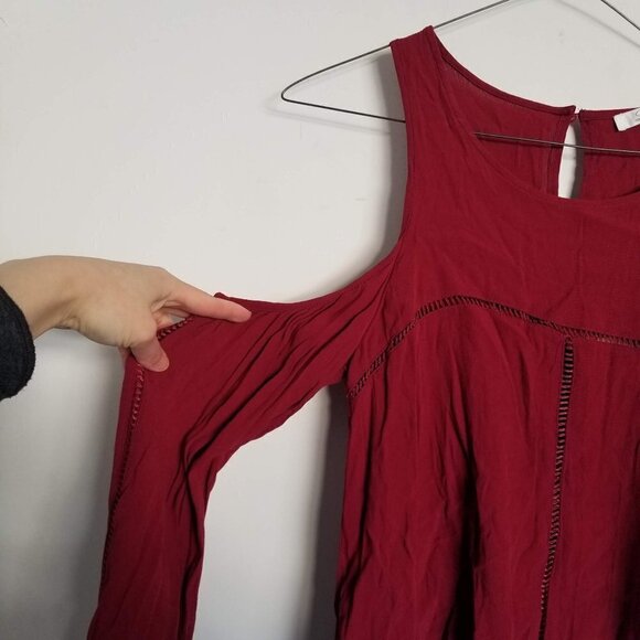 Lovers + Friends Cloud Break Cold Shoulder Top Med - Picture 6 of 14